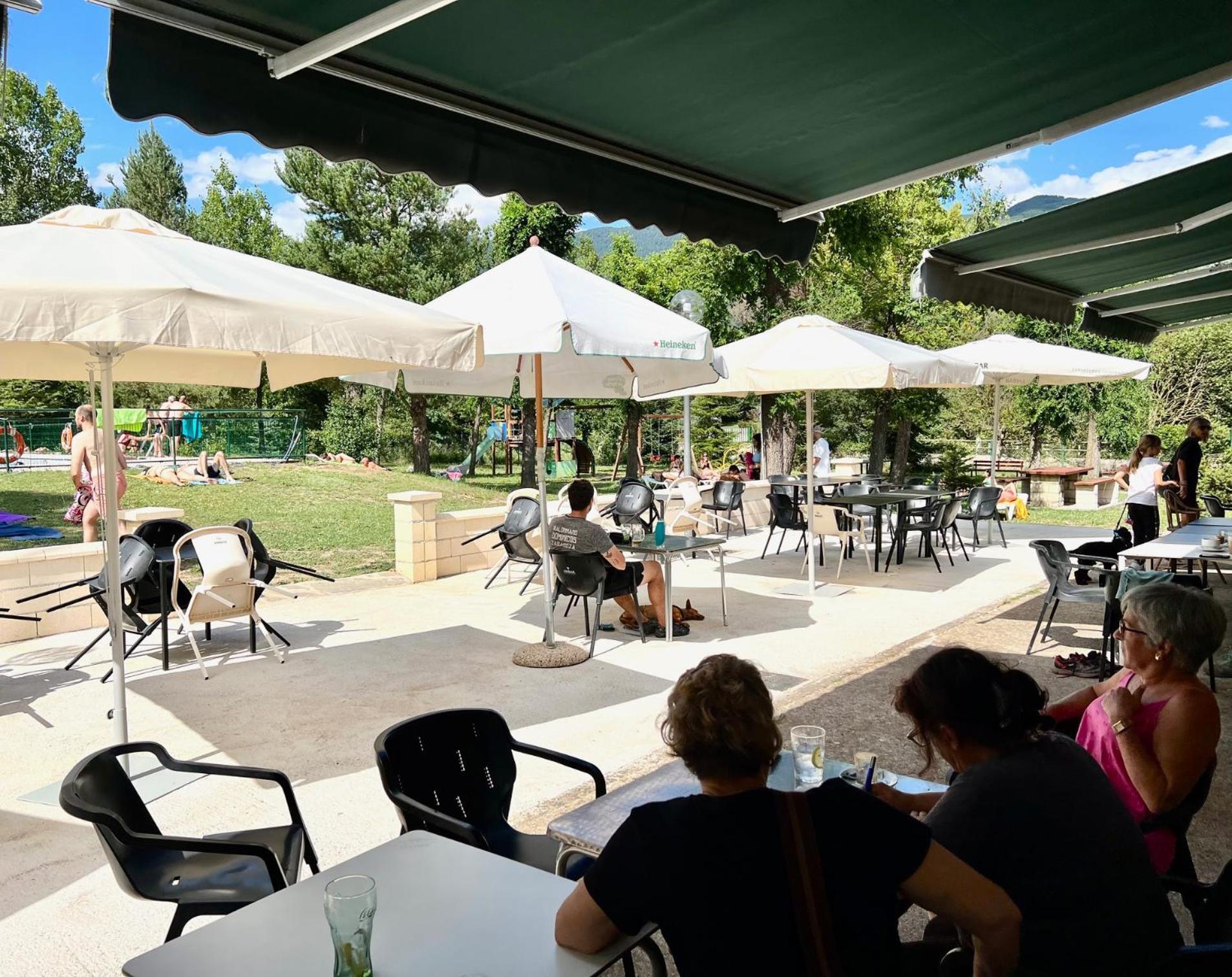 Camping Valle De Hecho Exterior photo